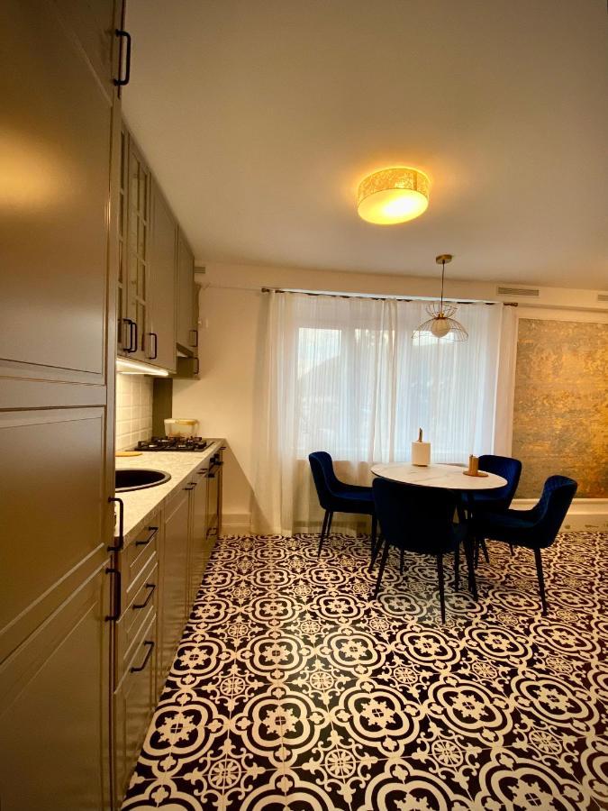 Cloos - Elegant Residence With Panoramic View Braşov Eksteriør billede