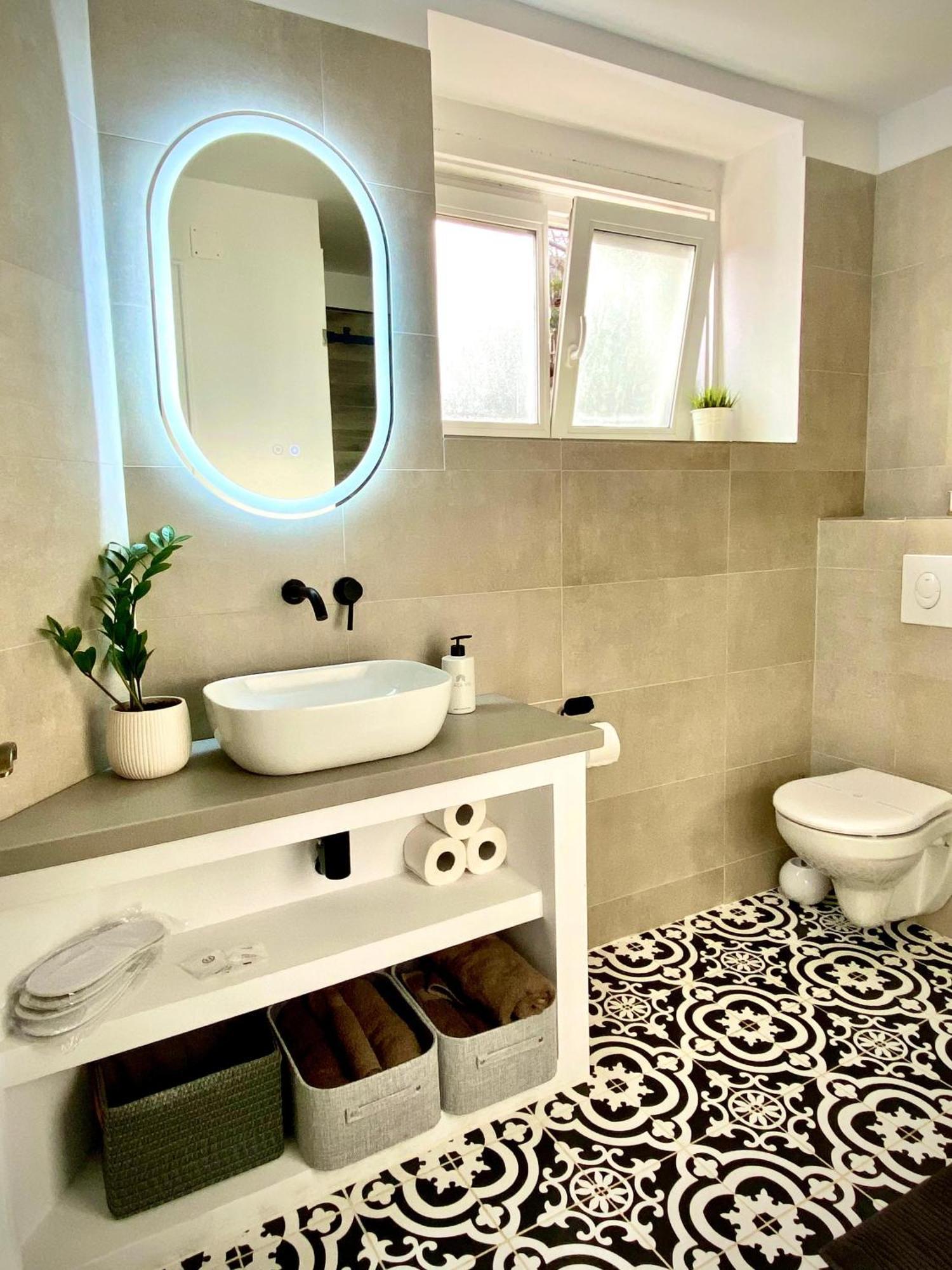 Cloos - Elegant Residence With Panoramic View Braşov Eksteriør billede